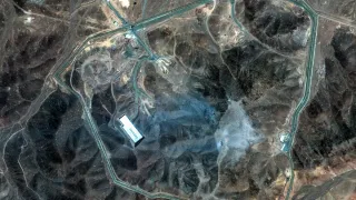Satellitenaufnahmen der Anreicherungsanlage Fordo nach dem US-Angriff