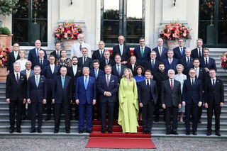 Gruppenfoto beim Nato-Gipfel