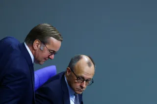 Verteidigungsminister Boris Pistorius (SPD) und Kanzler Friedrich Merz (CDU)
