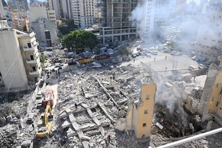 Ein zerstörtes Gebäude im libanesischen Viertel Bachoura in Beirut nach dem israelischen Luftangriff am 18.März.
