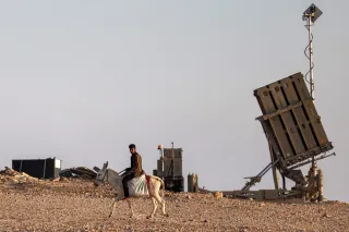 Israelischer Raketenwerfer des Iron-Dome-Systems: Knappheit in den Arsenalen