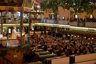 Gottesdienst im Marstall-Festzelt
