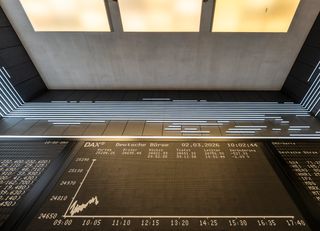 Handelssaal in Frankfurt am Main: Der Dax und internationale Börsenindizes geben leicht nach