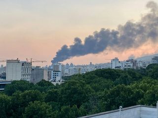 Rauch über Teheran nach einem israelischen Angriff