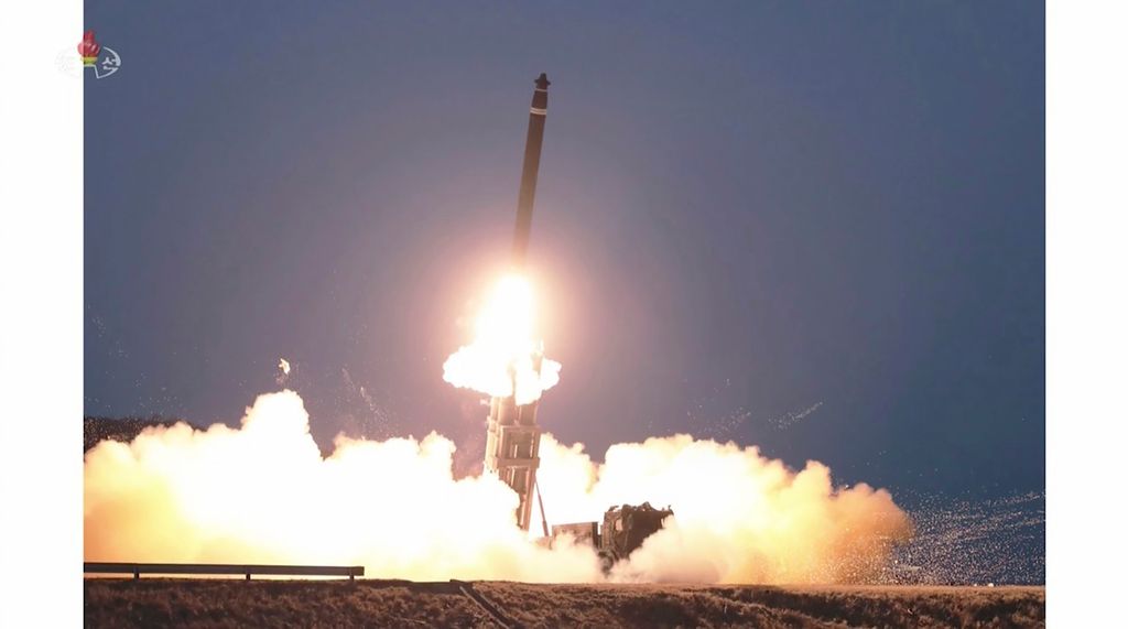Start einer ballistischen Rakete aus Nordkorea (Archivbild)