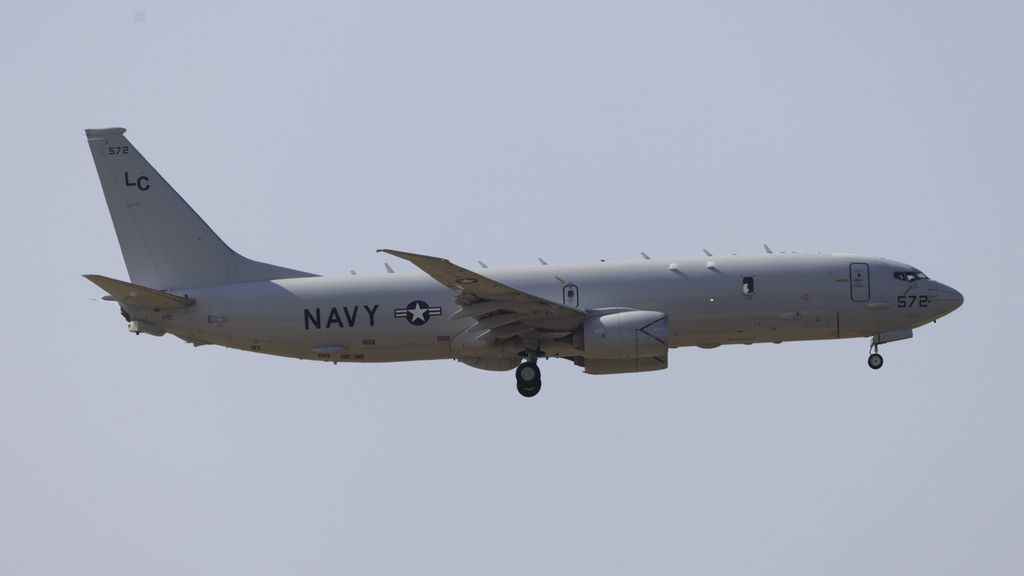 Ein Flugzeug vom Typ P-8 Poseidon der US-Marine landet auf der Kadena Air Base in den Niederlanden (Symbolbild).