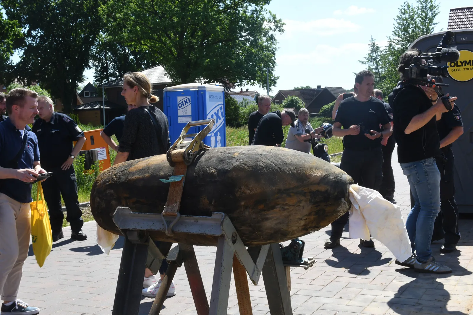 Im Live-Ticker: Weltkriegs-Bombe in Barmstedt ist entschärft