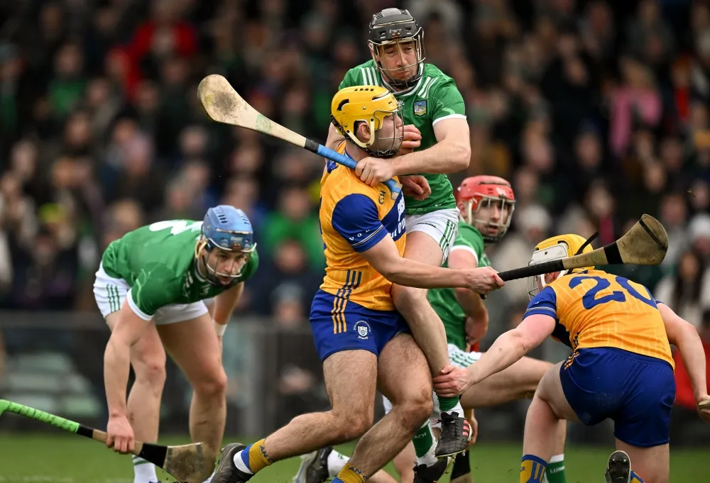 allianz-leagues-clare-get-better-of-limerick-honours-even-between